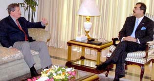 US will not pressurize Pakistan for Waziristan Operation: Holbrooke 